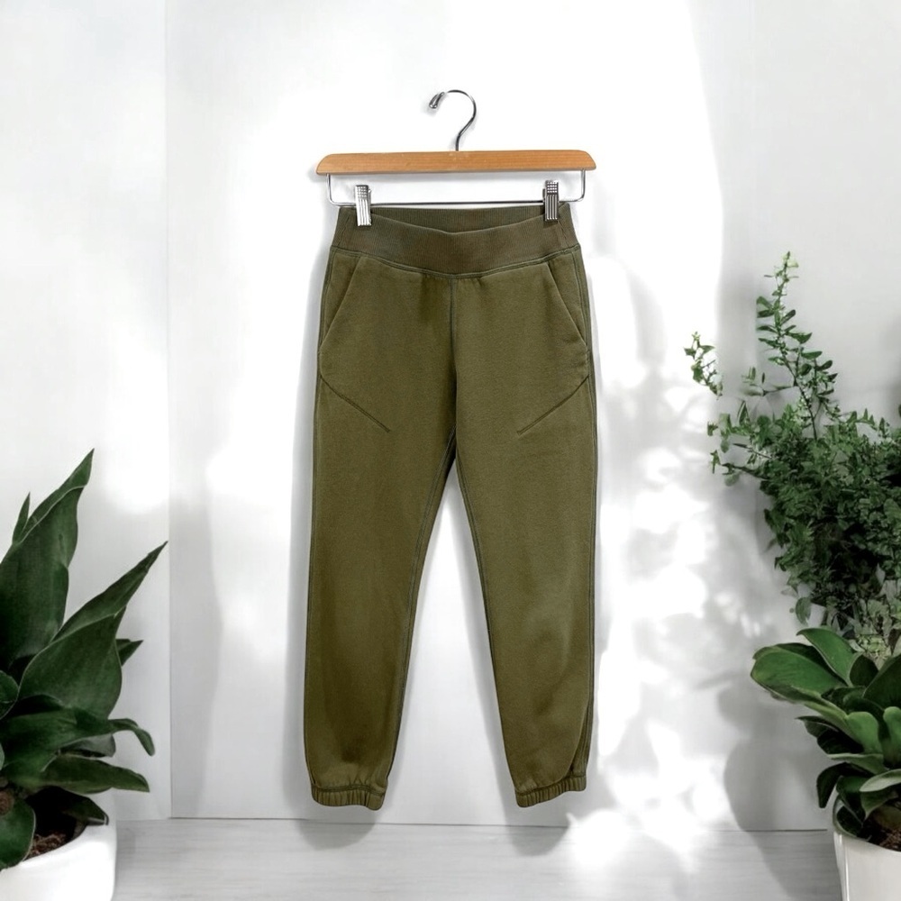 Ivivva (Lululemon Kids) Forever In Terry Dark Green Sweat Pants Size 10